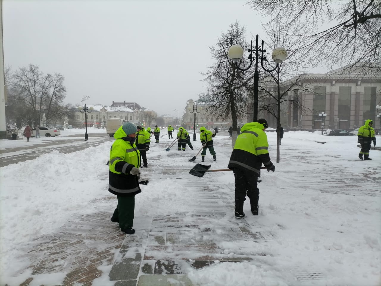 Очистка от снега ул. Московской